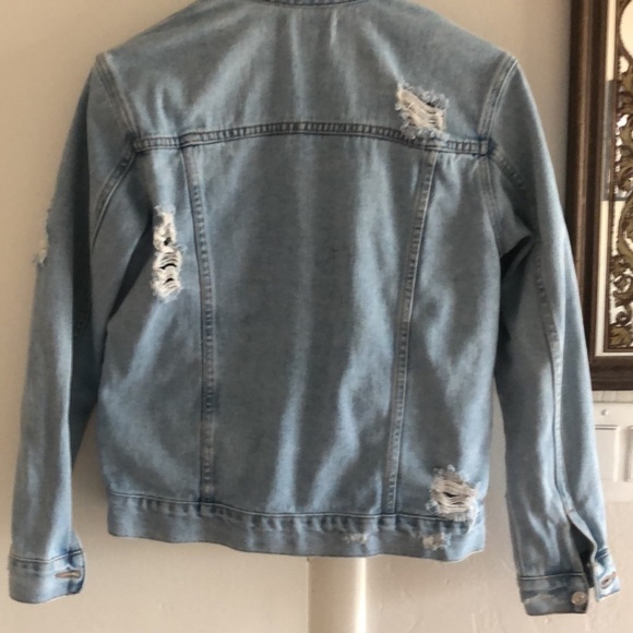 PAC SUN | Distressed light blue jean jacket - Picture 7 of 9